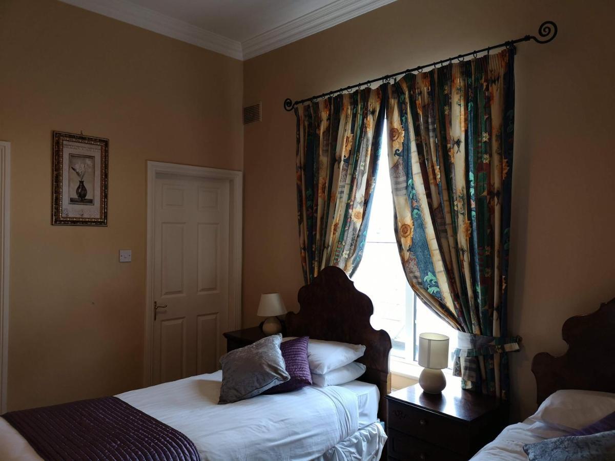 Townsend House Guest House 버 외부 사진